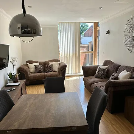 1 Bed Apartment, Sleeps 4, Free Parking, East Croydon, Gr London South Norwood Exterior photo